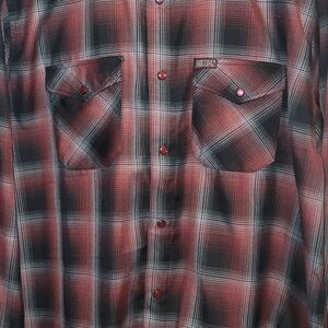 DIXXON THE COUNT Men's Red and Black Plaid Shirt